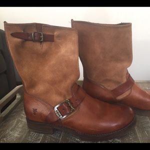 Frye Women’s Veronica Short Boot